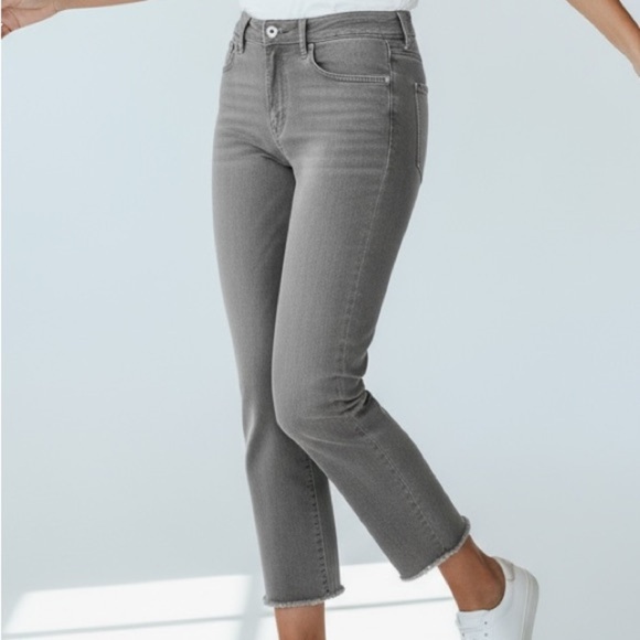 NYDJ - SIZE 12 - THE CROPPED MARILYN STRAIGHT - SOFT GRAY - EXC CONDITION - B5 - Picture 2 of 10